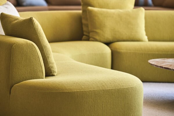 VENOLA SOFA